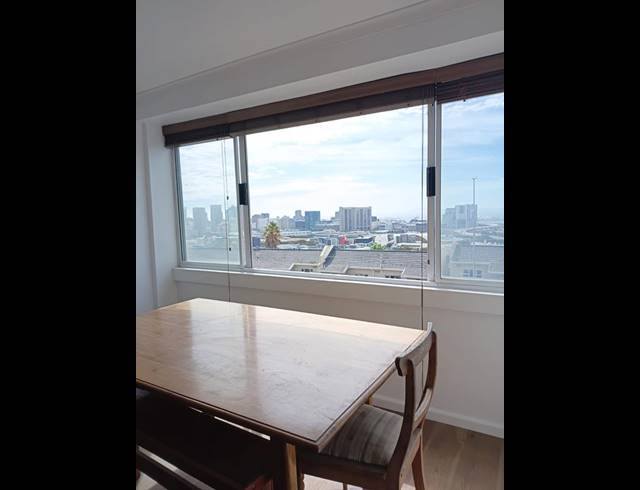 2 BEDROOM PROPERTY TO RENT IN VREDEHOEK